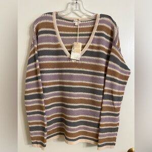 Hem & Thread lightweight V-Neck Sweater